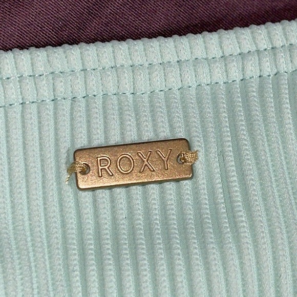 Nwt Roxy swim bottom - Picture 7 of 8
